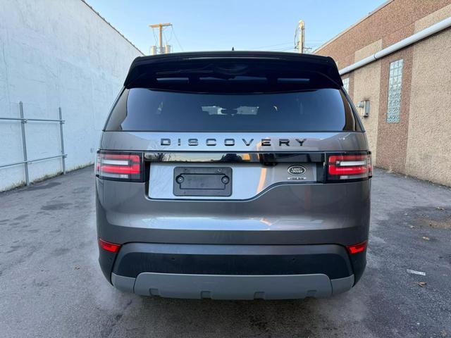 used 2018 Land Rover Discovery car, priced at $17,399