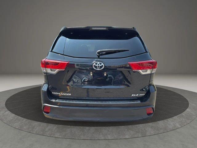 used 2019 Toyota Highlander car, priced at $18,499