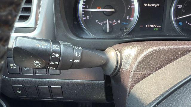used 2019 Toyota Highlander car, priced at $18,499