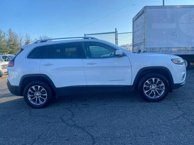 used 2019 Jeep Cherokee car, priced at $13,799