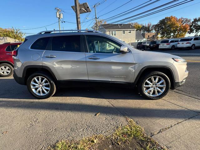 used 2017 Jeep Cherokee car, priced at $13,499