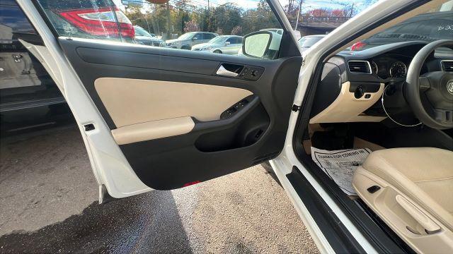 used 2014 Volkswagen Jetta car