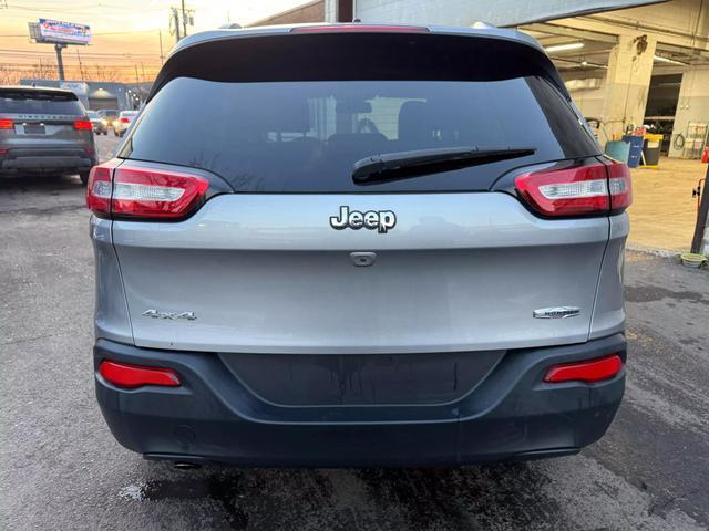 used 2017 Jeep Cherokee car, priced at $11,499