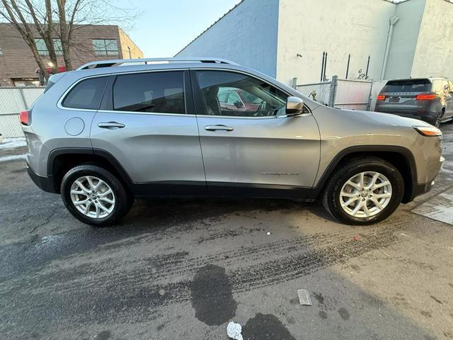 used 2017 Jeep Cherokee car, priced at $11,499