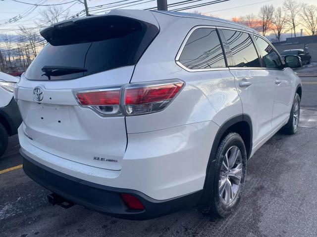 used 2015 Toyota Highlander car, priced at $17,699