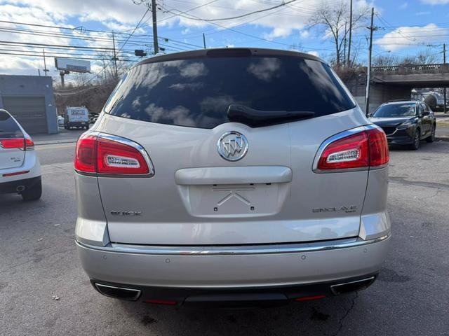 used 2015 Buick Enclave car, priced at $10,999