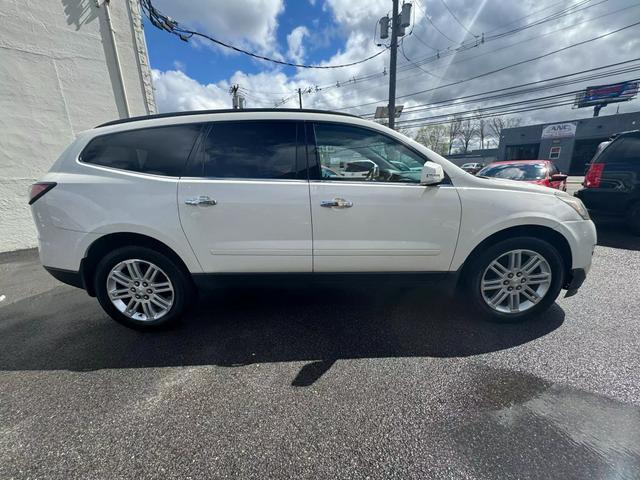 used 2015 Chevrolet Traverse car, priced at $9,299