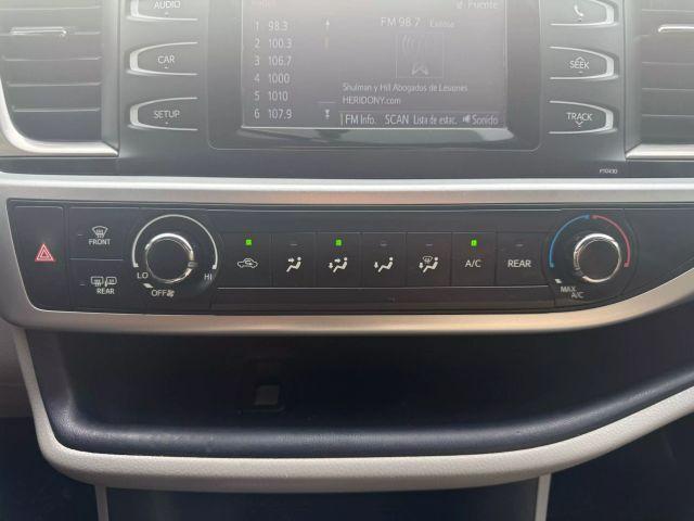 used 2014 Toyota Highlander car, priced at $15,999