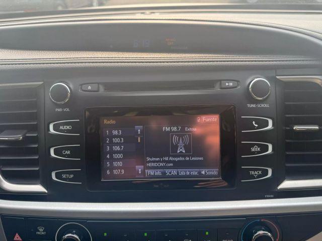 used 2014 Toyota Highlander car, priced at $15,999