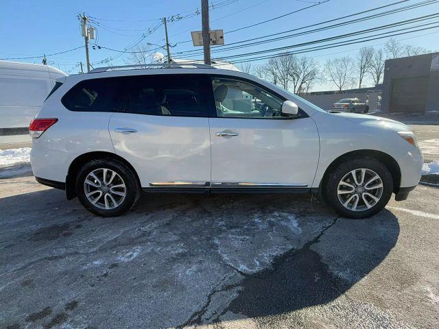 used 2016 Nissan Pathfinder car, priced at $9,999