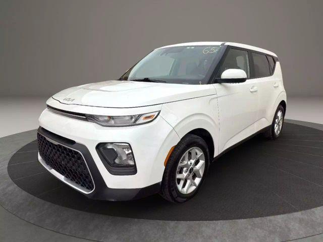used 2022 Kia Soul car, priced at $10,499