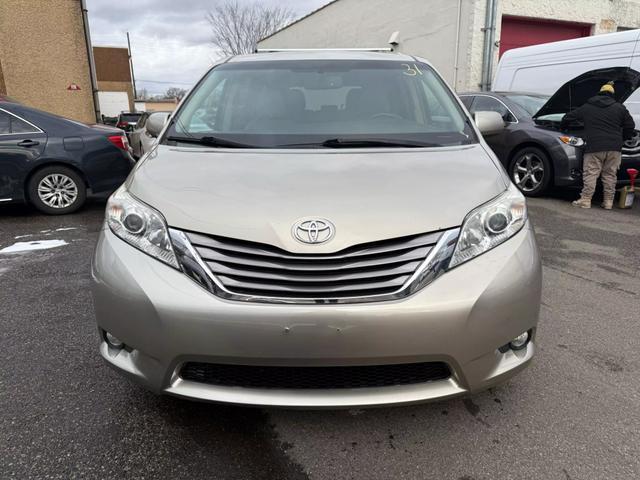 used 2015 Toyota Sienna car