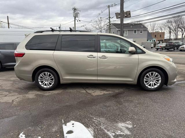 used 2015 Toyota Sienna car