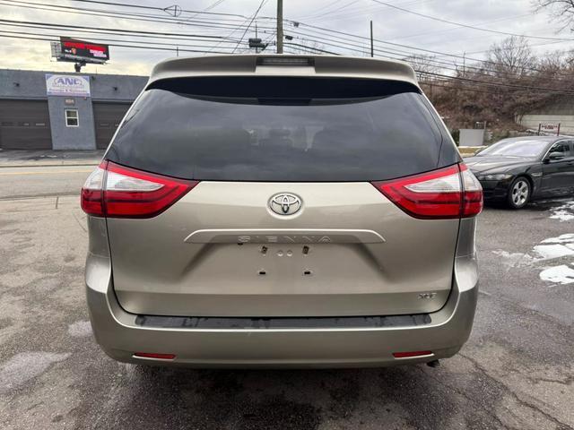 used 2015 Toyota Sienna car