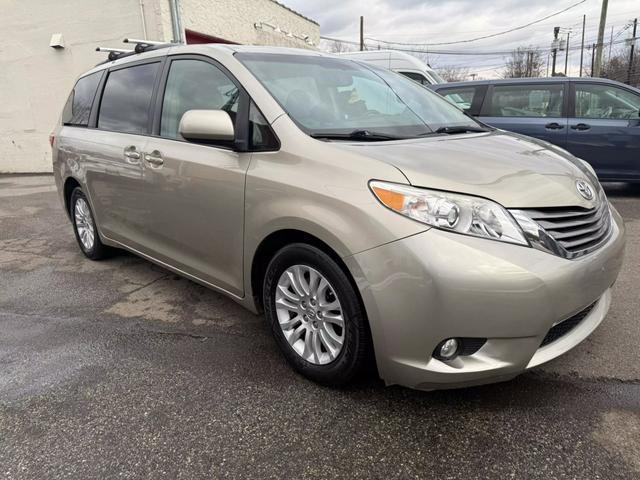 used 2015 Toyota Sienna car