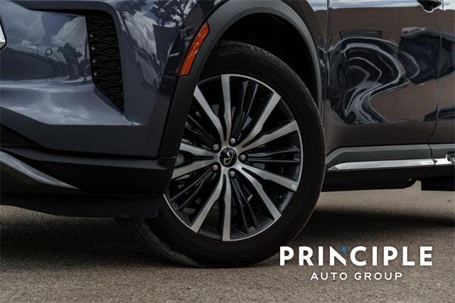 used 2025 INFINITI QX60 car, priced at $53,290