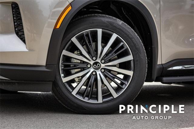 new 2025 INFINITI QX60 car, priced at $62,866