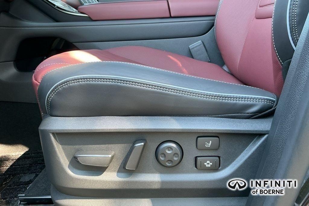 new 2026 INFINITI QX80 car, priced at $110,775