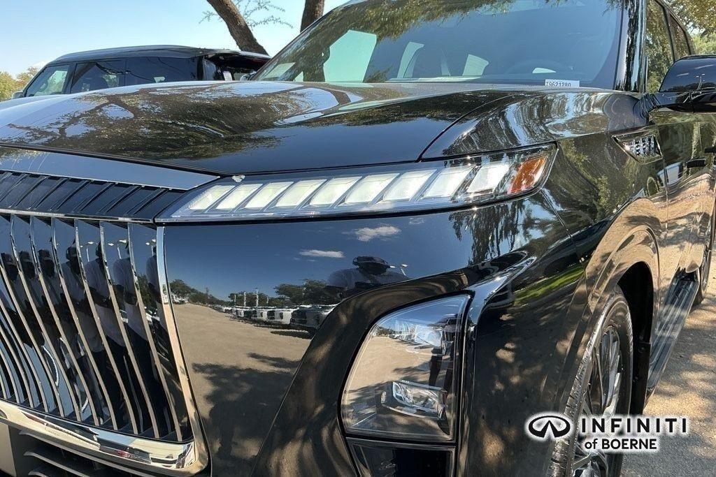 new 2026 INFINITI QX80 car, priced at $110,775