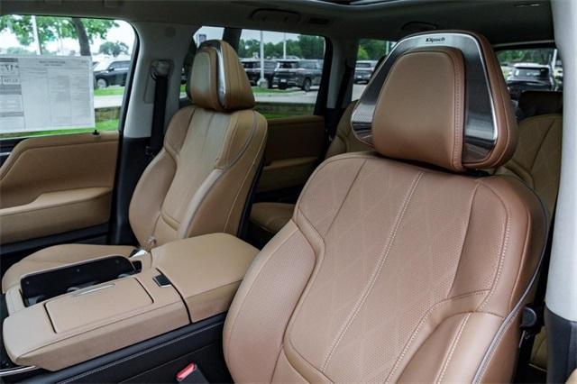 new 2025 INFINITI QX80 car, priced at $94,654
