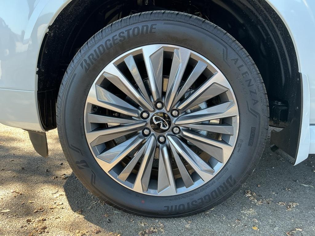 new 2026 INFINITI QX80 car, priced at $93,600