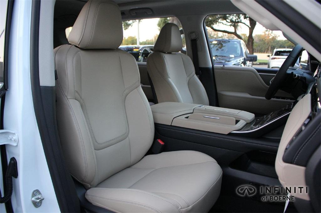 new 2026 INFINITI QX80 car, priced at $92,440
