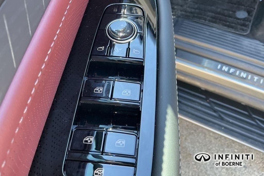 new 2026 INFINITI QX80 car, priced at $103,054