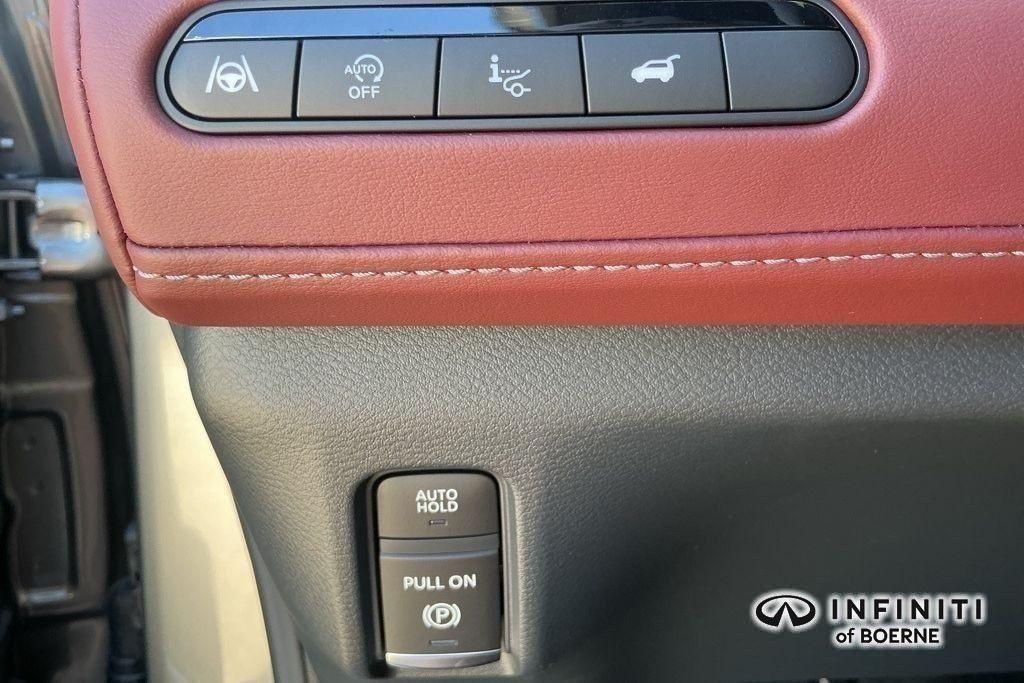 new 2026 INFINITI QX80 car, priced at $103,054