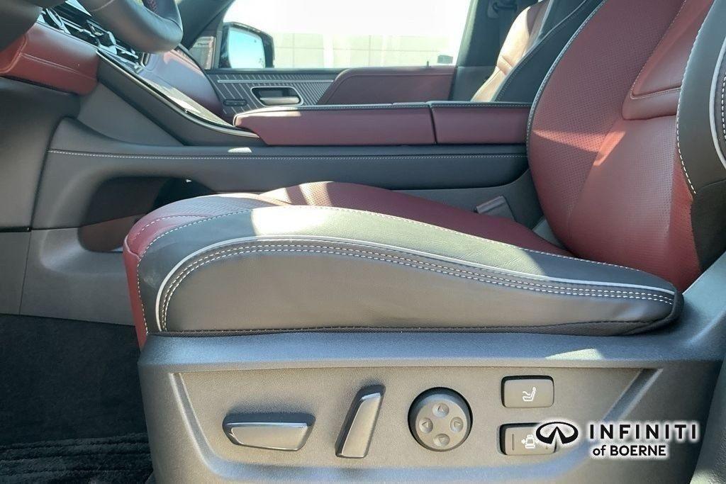 new 2026 INFINITI QX80 car, priced at $103,054