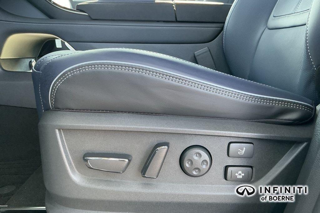 new 2026 INFINITI QX80 car, priced at $98,585