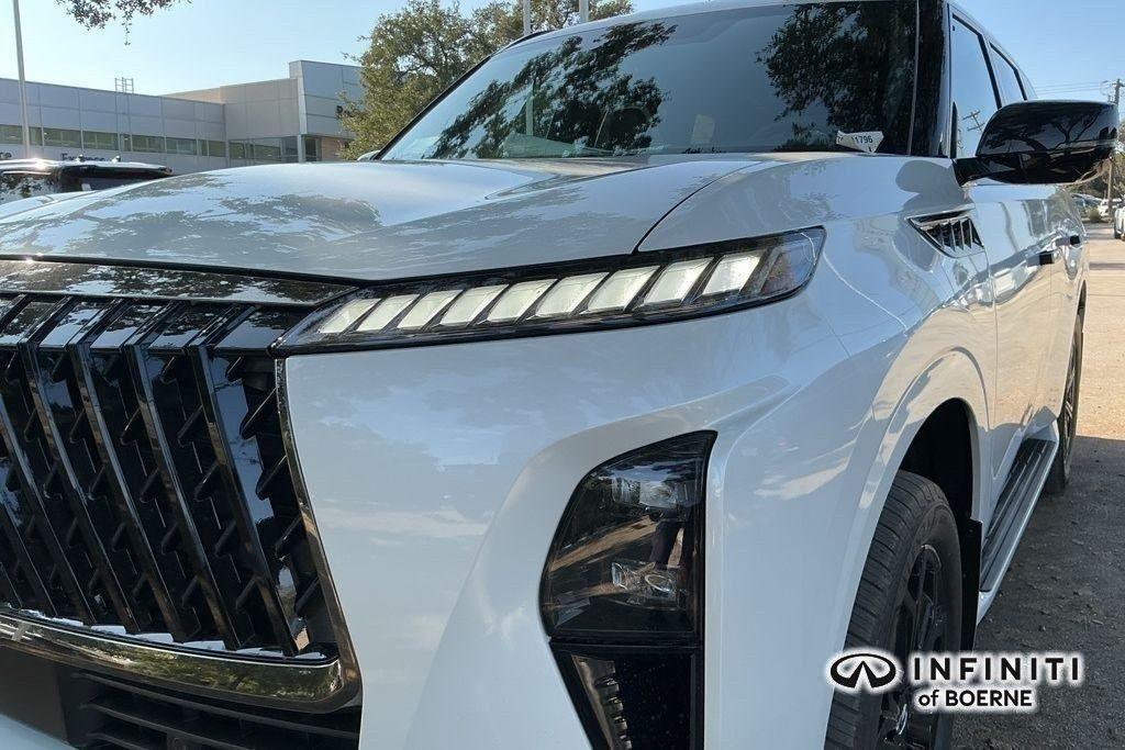 new 2026 INFINITI QX80 car, priced at $98,585