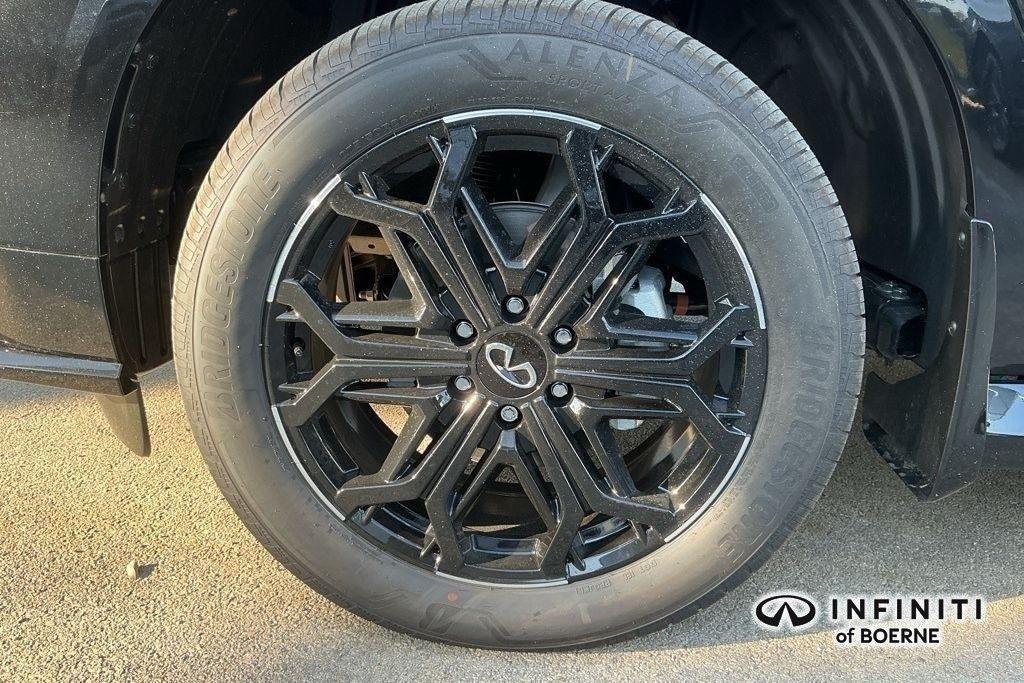 new 2026 INFINITI QX80 car, priced at $92,861
