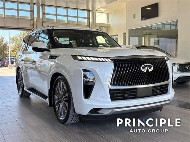 new 2025 INFINITI QX80 car, priced at $102,135