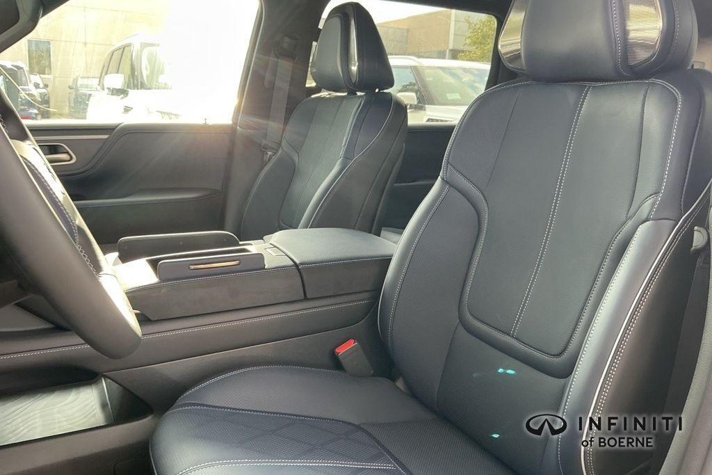 new 2026 INFINITI QX80 car, priced at $97,320