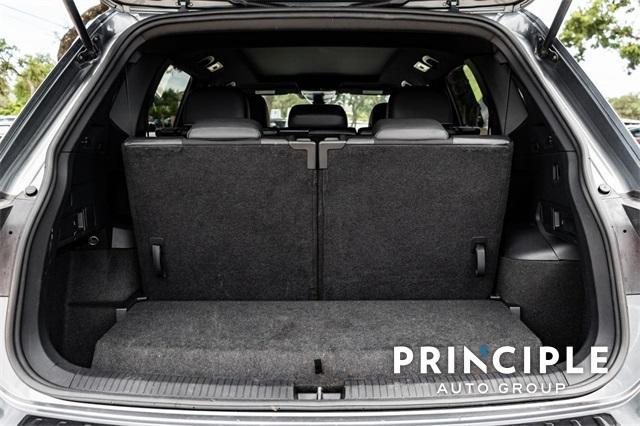 used 2023 Volkswagen Tiguan car, priced at $25,999