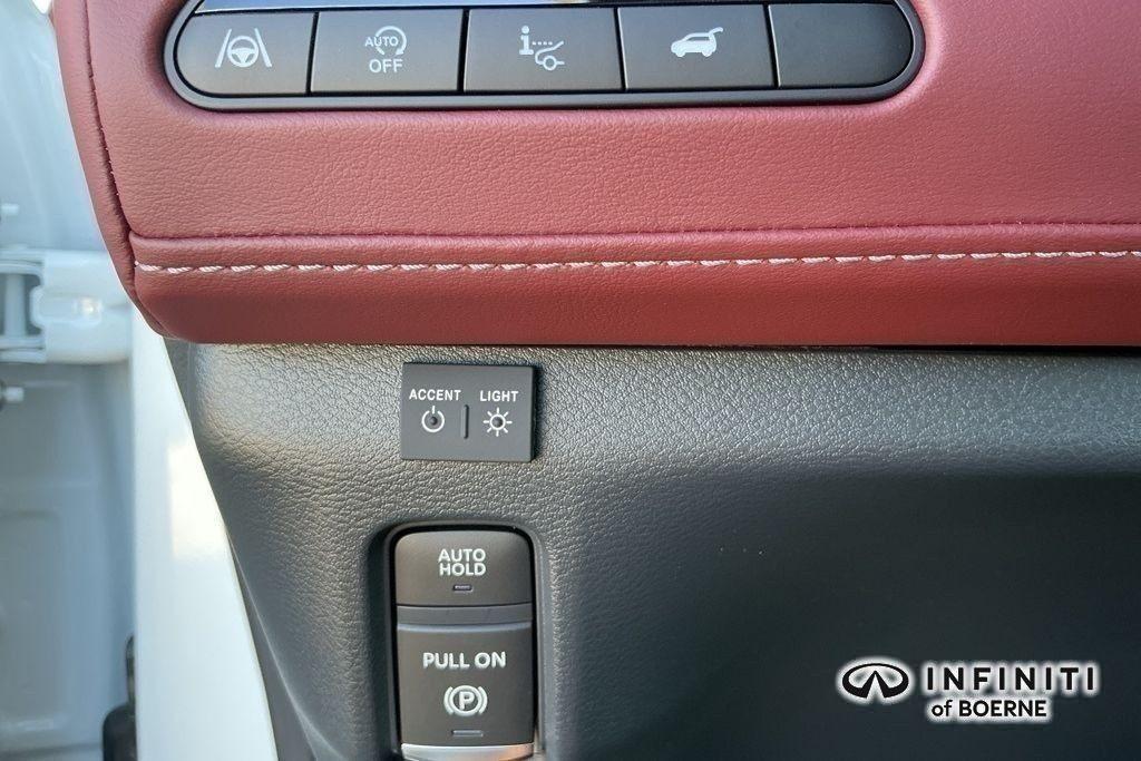 new 2026 INFINITI QX80 car, priced at $111,980