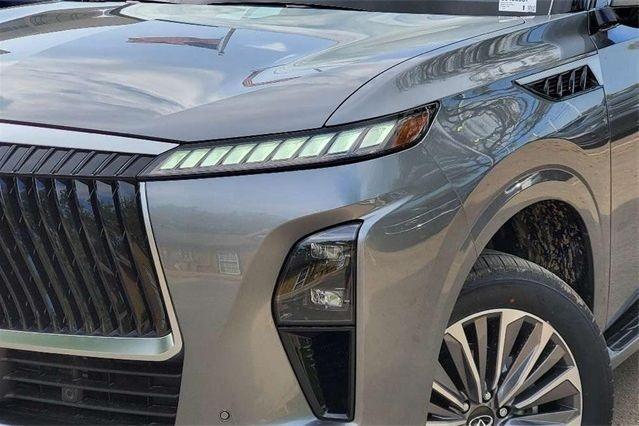 used 2025 INFINITI QX80 car, priced at $83,450