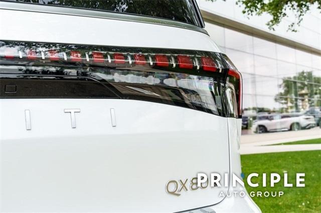 new 2025 INFINITI QX80 car, priced at $101,645