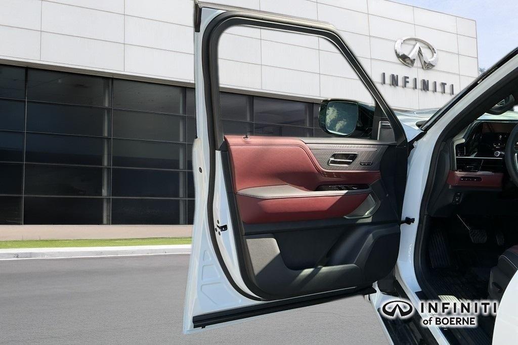 new 2026 INFINITI QX80 car, priced at $110,160