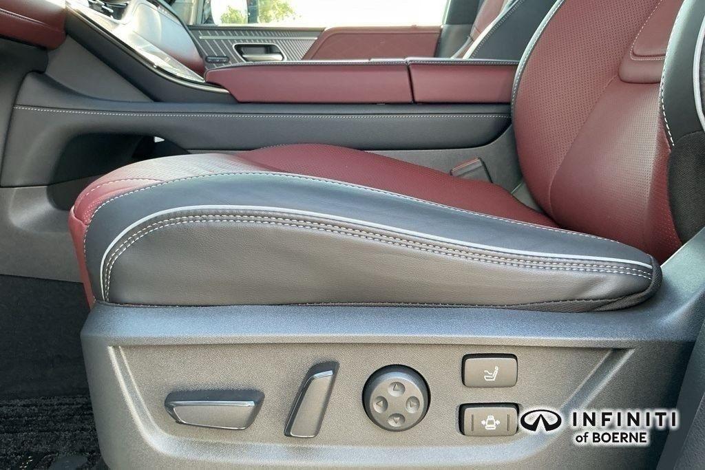 new 2026 INFINITI QX80 car, priced at $110,160