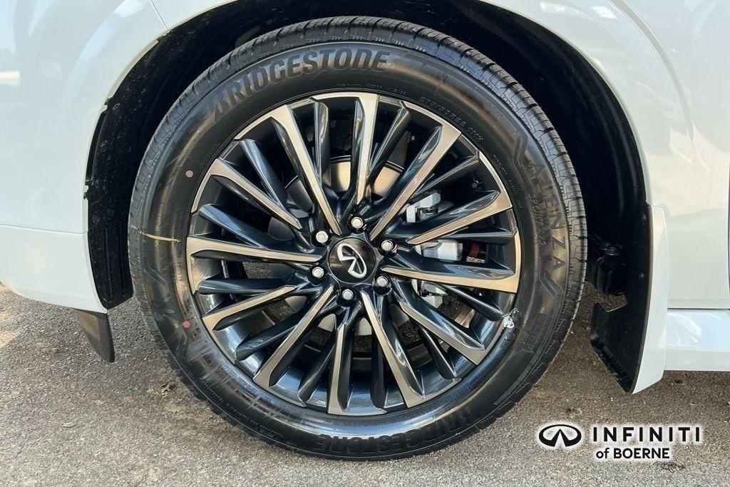 new 2026 INFINITI QX80 car, priced at $110,160