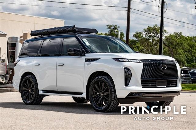 new 2025 INFINITI QX80 car, priced at $107,194