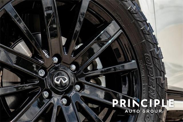 new 2025 INFINITI QX80 car, priced at $107,194