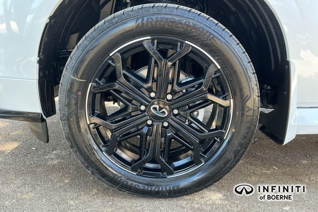 new 2026 INFINITI QX80 car, priced at $96,213