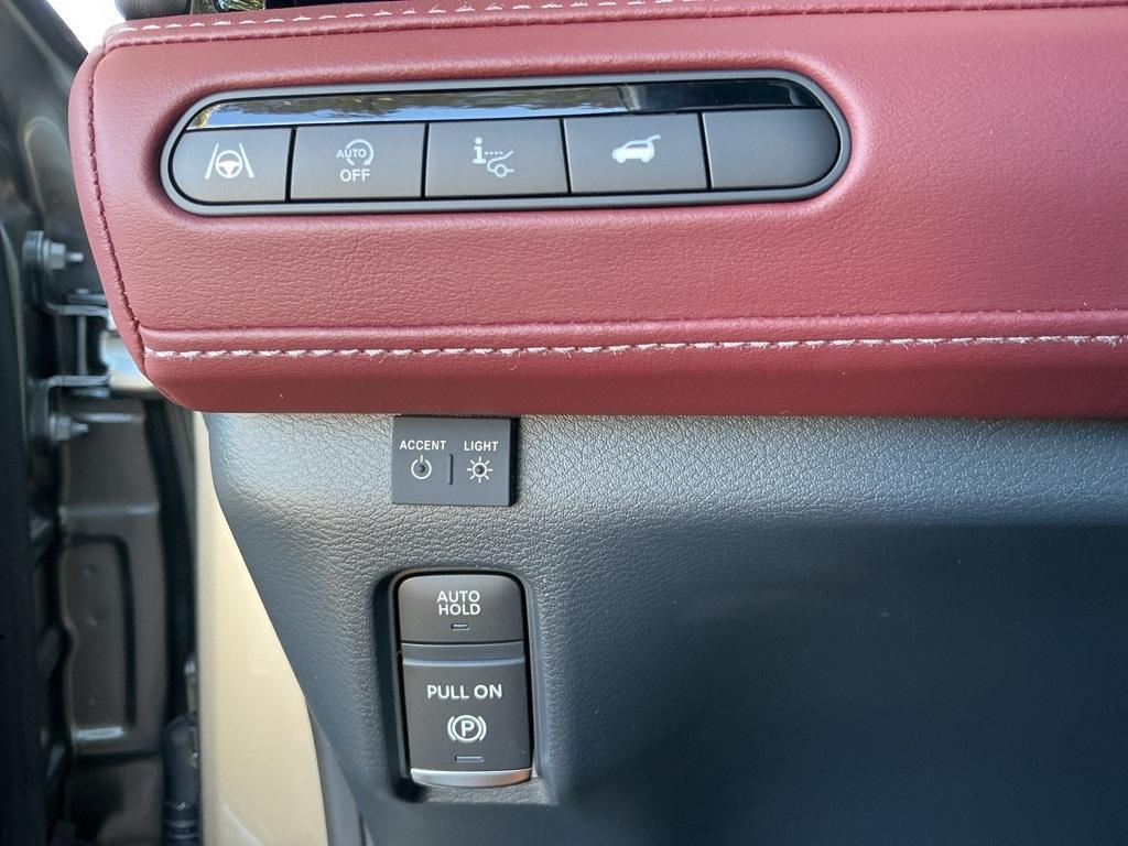 new 2026 INFINITI QX80 car, priced at $111,775