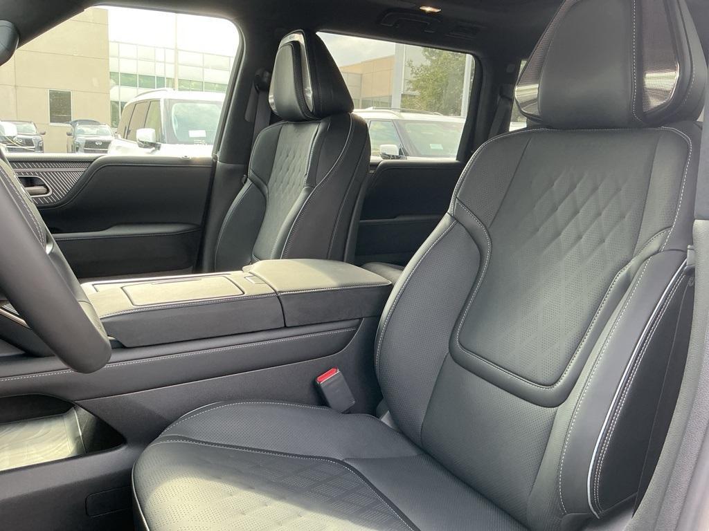 new 2026 INFINITI QX80 car, priced at $110,920