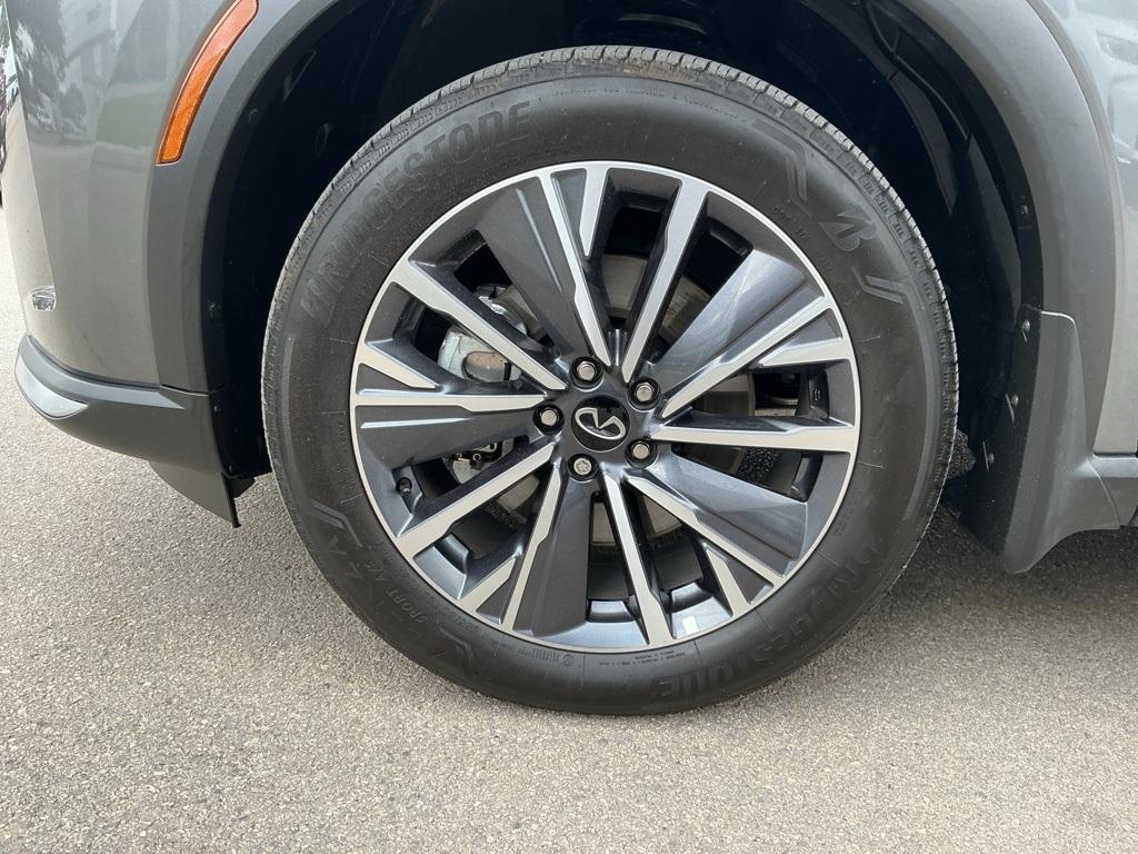 used 2026 INFINITI QX60 car, priced at $53,000