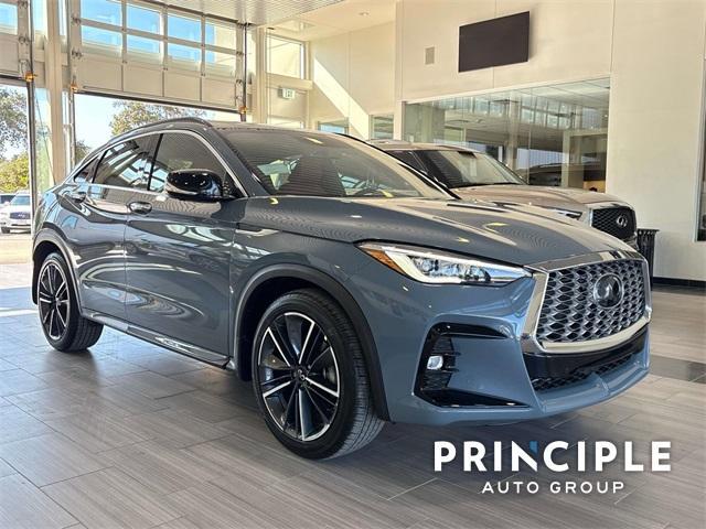 new 2025 INFINITI QX55 car, priced at $54,632