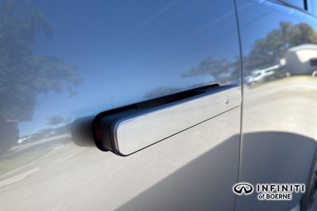 new 2026 INFINITI QX80 car, priced at $97,320