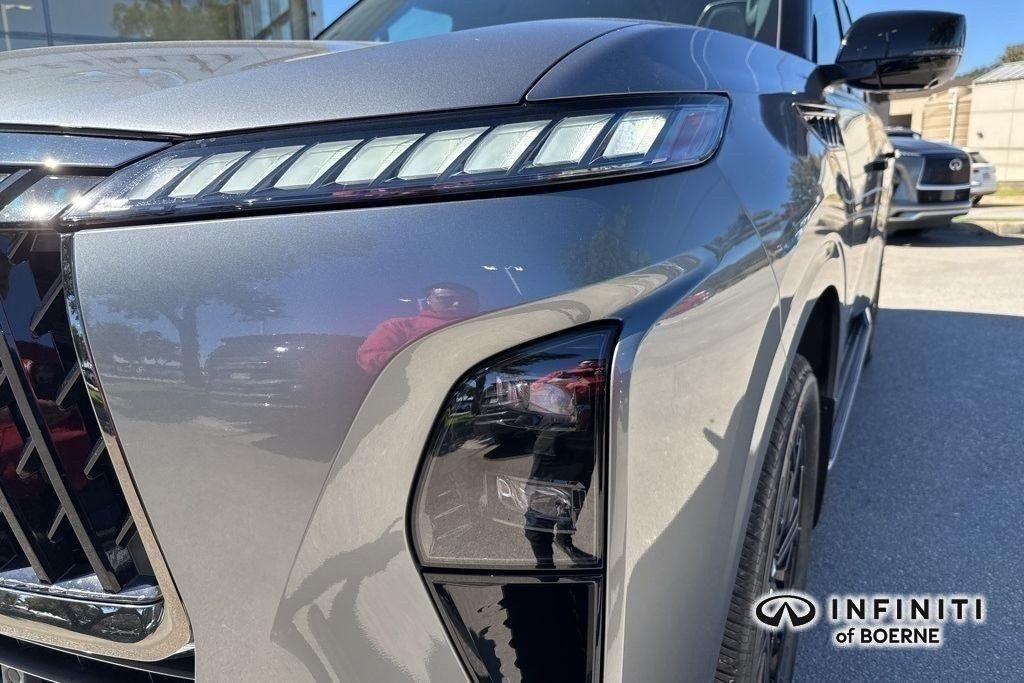 new 2026 INFINITI QX80 car, priced at $97,320